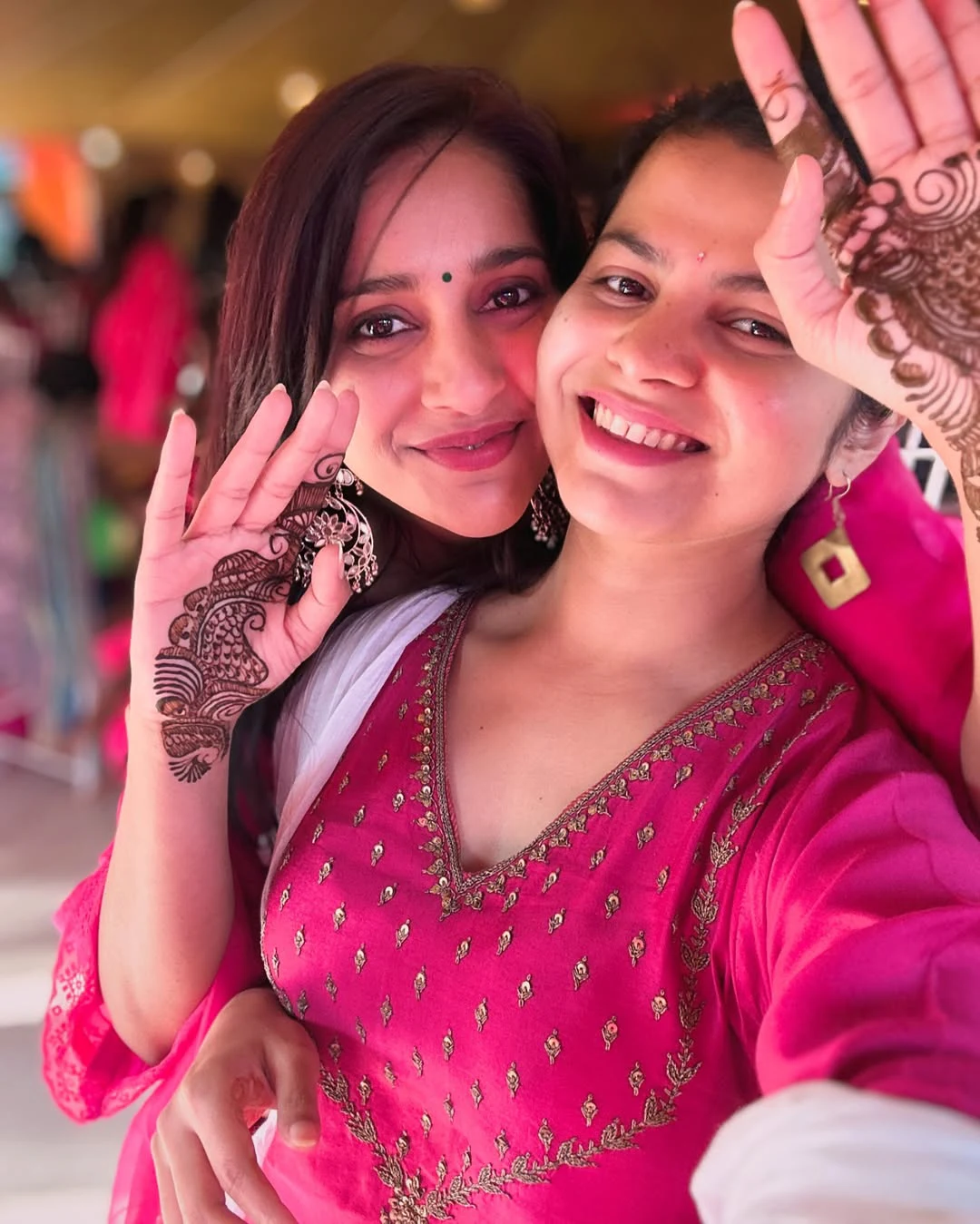 Achor Rashmi Gautam Enjoying in Sister Marriage