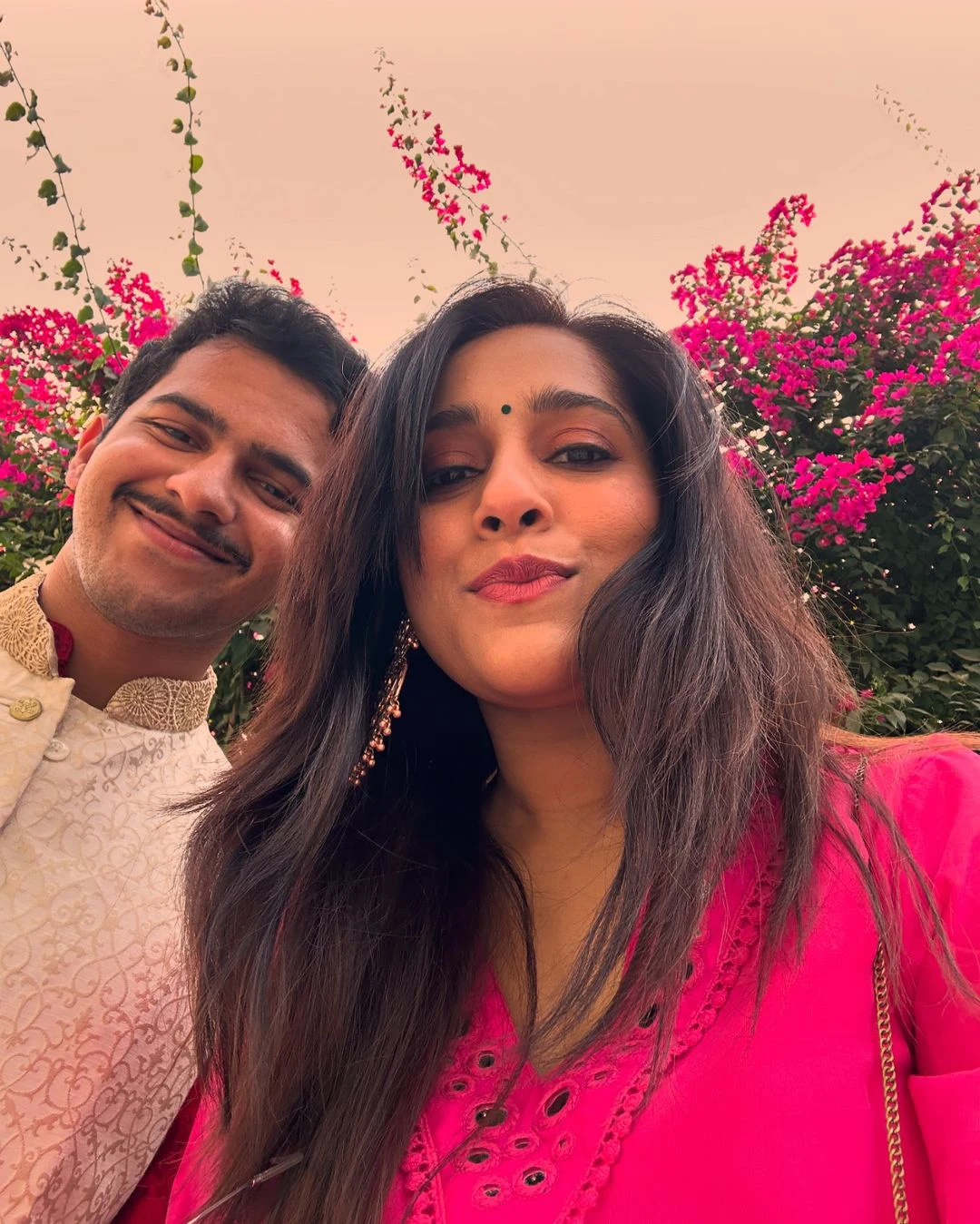 Achor Rashmi Gautam Enjoying in Sister Marriage