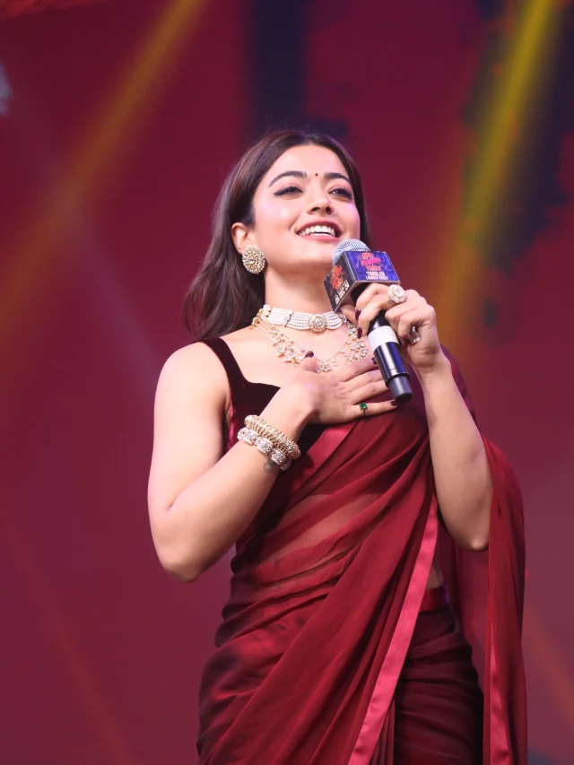 Rashmika Mandanna Stunning Looks in Saree at Pushpa 2 Trailer launch Event