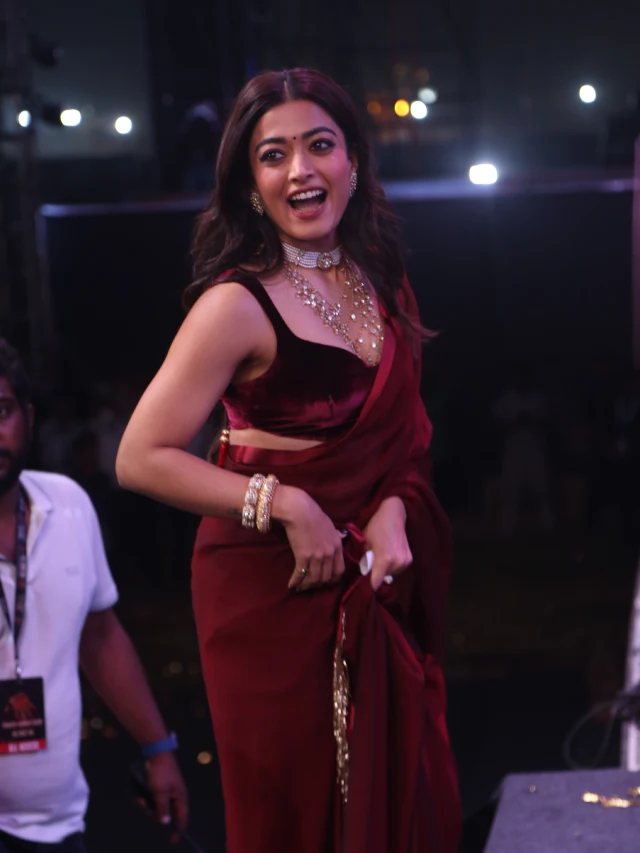 Rashmika Mandanna Stunning Looks in Saree at Pushpa 2 Trailer launch Event