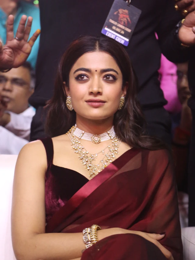 Rashmika Mandanna Stunning Looks in Saree at Pushpa 2 Trailer launch Event