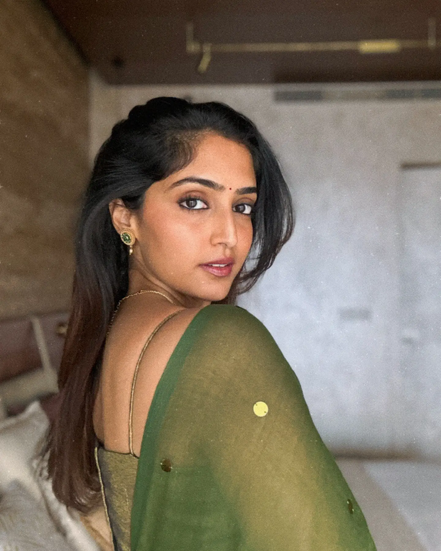 Reba Monica John Cute Photos in Saree