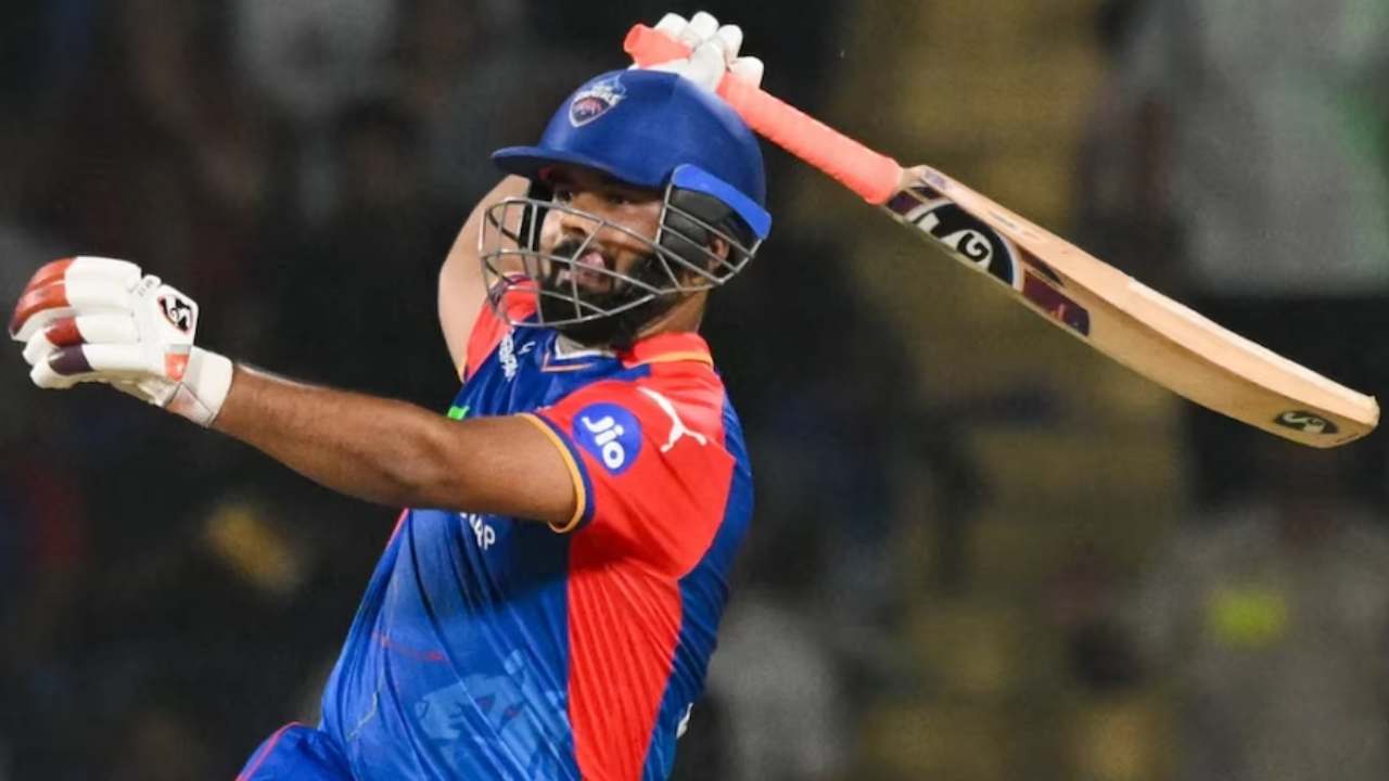 Rishabh Pant: అక్కడ డబ్బు ముఖ్యం కాదు.. సునీల్ గావస్కర్ వ్యాఖ్యలకు స్ట్రాంగ్ కౌంటర్ ఇచ్చిన రిషబ్ పంత్ Rishabh Pant: అక్కడ డబ్బు ముఖ్యం కాదు.. సునీల్ గావస్కర్ వ్యాఖ్యలకు స్ట్రాంగ్ కౌంటర్ ఇచ్చిన రిషబ్ పంత్