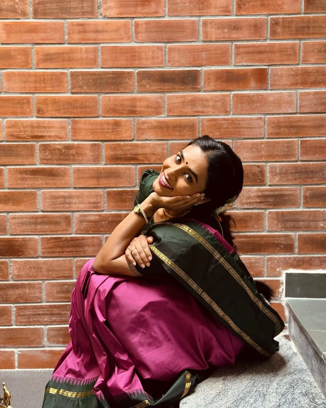 Sapthami Gowda Cute Vintage Looks in Saree