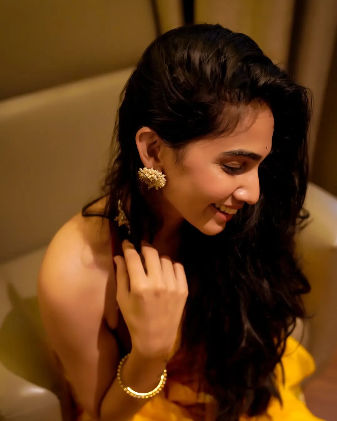 Shagna Sri Venun Sizzling Photos in Saree