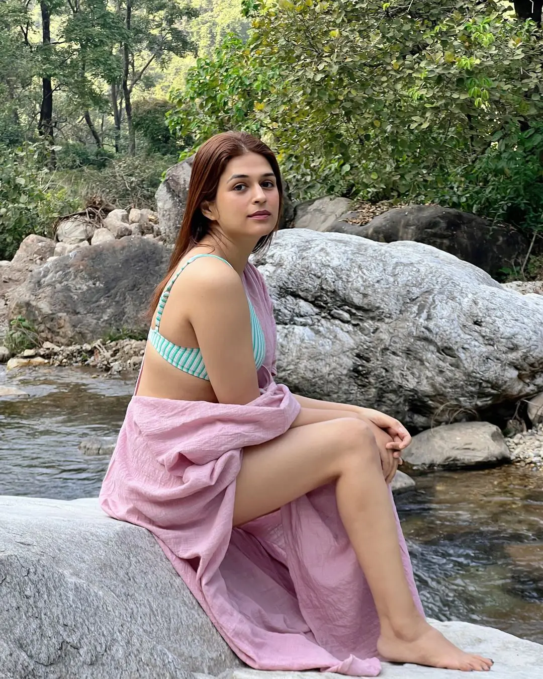 Shraddha Das Show her Beauty in Nature