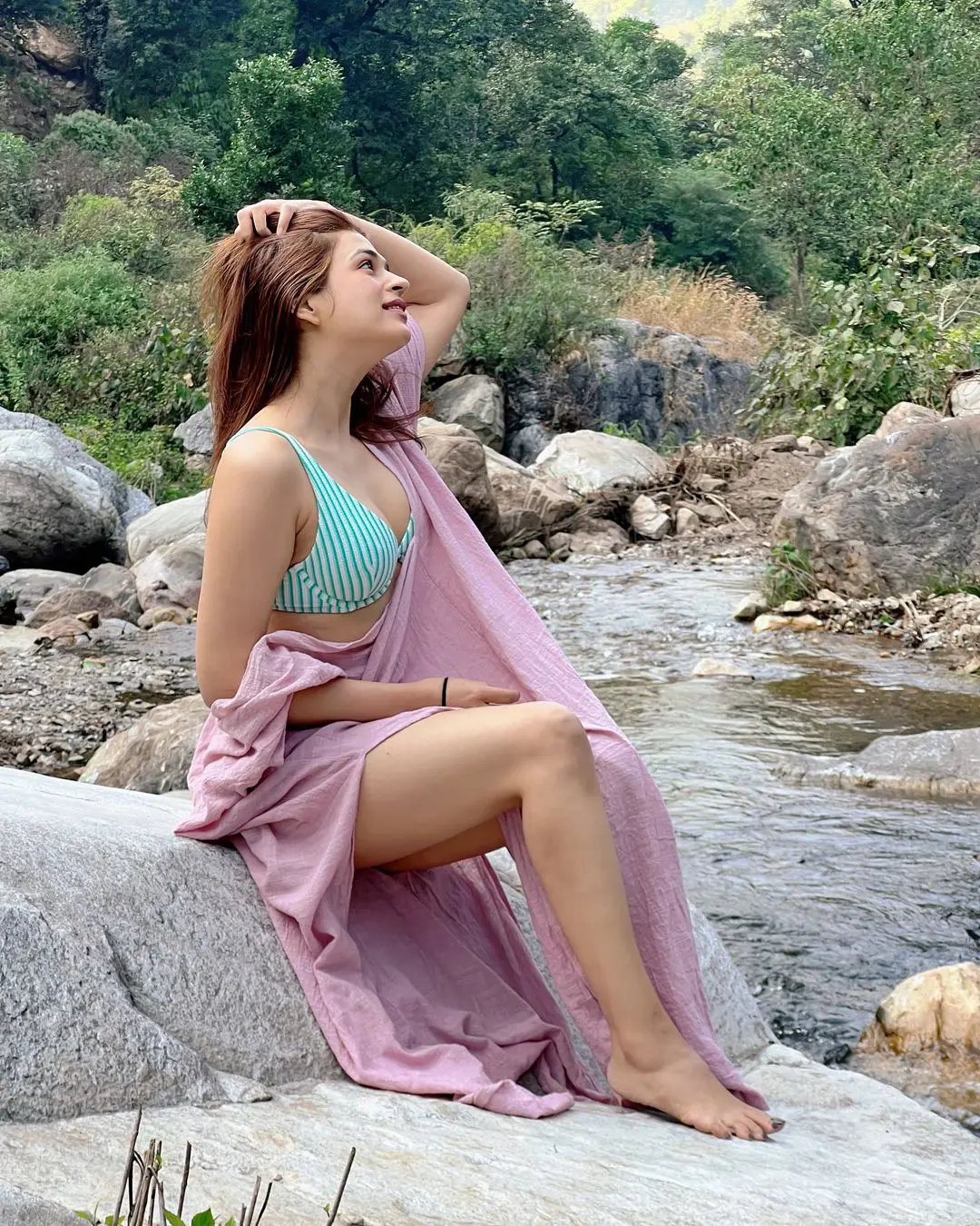 Shraddha Das Show her Beauty in Nature