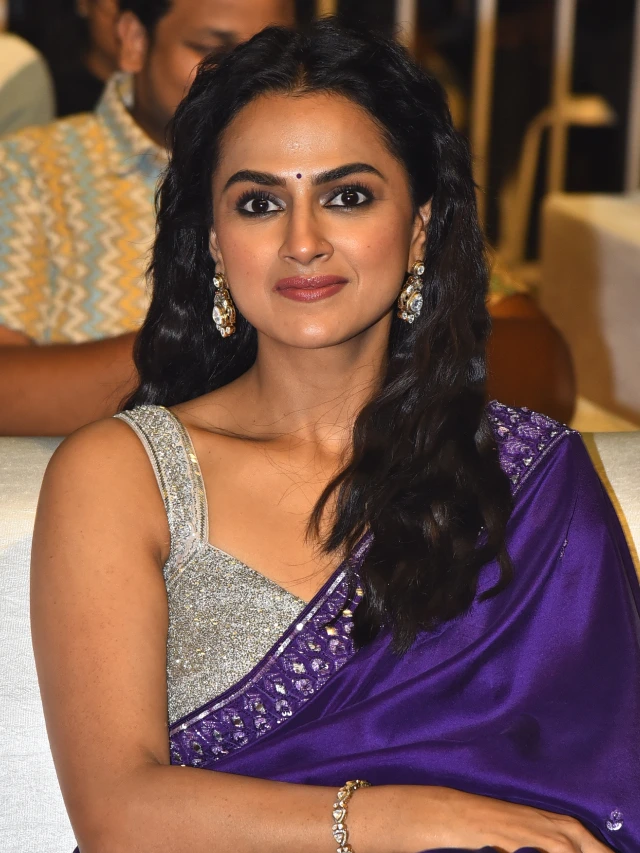 Shraddha Srinath Shines in Saree at Mechanic Rocky Pre Release event