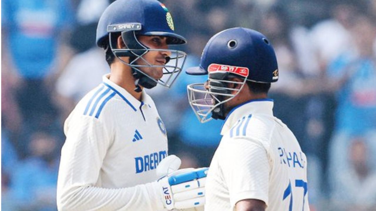 India vs New Zealand: 263 పరుగులకే టీమిండియా ఆలౌట్ India vs New Zealand: 263 పరుగులకే టీమిండియా ఆలౌట్