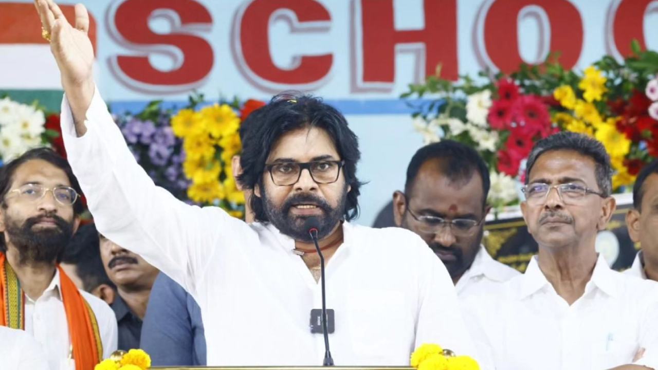 Pawan Kalyan : పిఠాపురం అభివృద్ధి కోసం పవన్ కీలక నిర్ణయం.. సొంత నియోజకవర్గంపై స్పెషల్ ఫోకస్.. Pawan Kalyan : పిఠాపురం అభివృద్ధి కోసం పవన్ కీలక నిర్ణయం.. సొంత నియోజకవర్గంపై స్పెషల్ ఫోకస్..