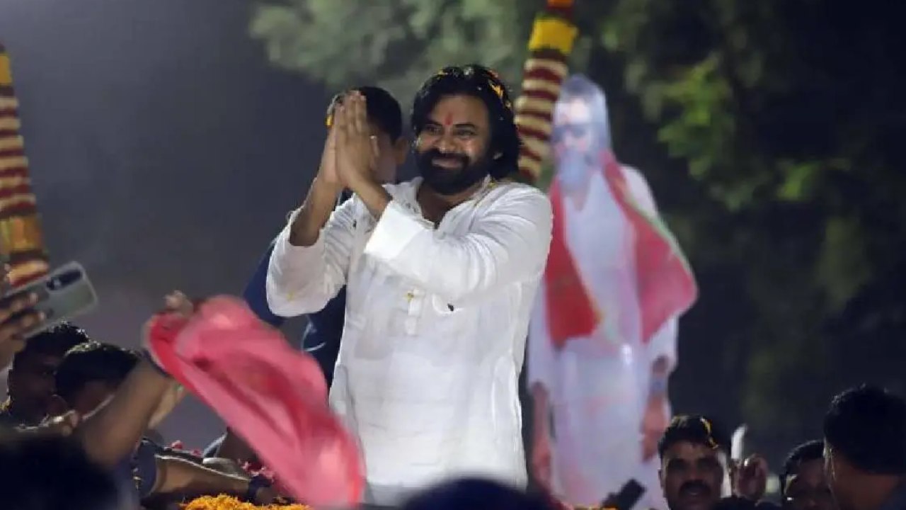 Pawan Kalyan : జై భవానీ.. జై శివాజీ.. జై మహారాష్ట్ర అంటూ మహారాష్ట్ర విజయంపై పవన్ కళ్యాణ్ ట్వీట్.. Pawan Kalyan : జై భవానీ.. జై శివాజీ.. జై మహారాష్ట్ర అంటూ మహారాష్ట్ర విజయంపై పవన్ కళ్యాణ్ ట్వీట్..