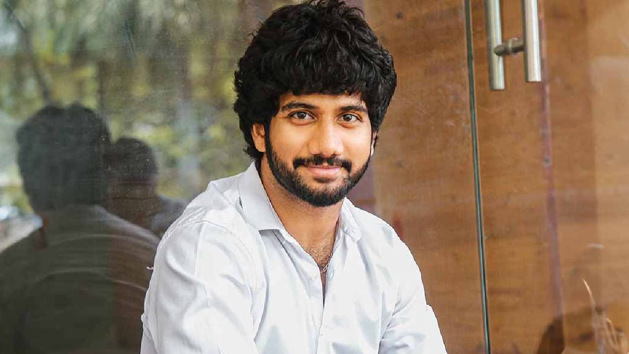 Prasanth Varma : నాకు ఛాన్స్ ఇస్తే నేను డైరెక్షన్ ఆపేసి ఆ పని చేసుకుంటాను.. హనుమాన్ డైరెక్టర్ సంచలన వ్యాఖ్యలు.. Prasanth Varma : నాకు ఛాన్స్ ఇస్తే నేను డైరెక్షన్ ఆపేసి ఆ పని చేసుకుంటాను.. హనుమాన్ డైరెక్టర్ సంచలన వ్యాఖ్యలు..