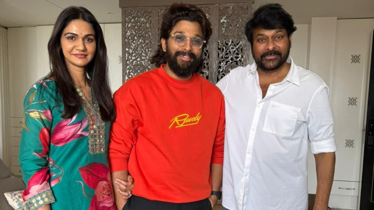 Allu Arjun- Chiranjeevi : మెగాస్టార్ చిరంజీవితో అల్లు అర్జున్ దంపతులు.. ఫోటో అదిరిందిగా.. Allu Arjun- Chiranjeevi : మెగాస్టార్ చిరంజీవితో అల్లు అర్జున్ దంపతులు.. ఫోటో అదిరిందిగా..