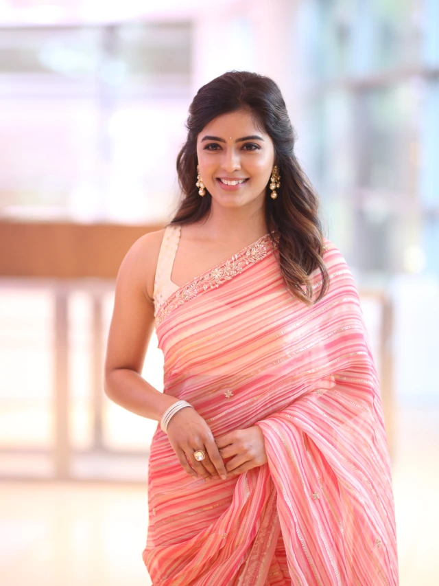 Amritha Aiyer Cute Looks in Saree