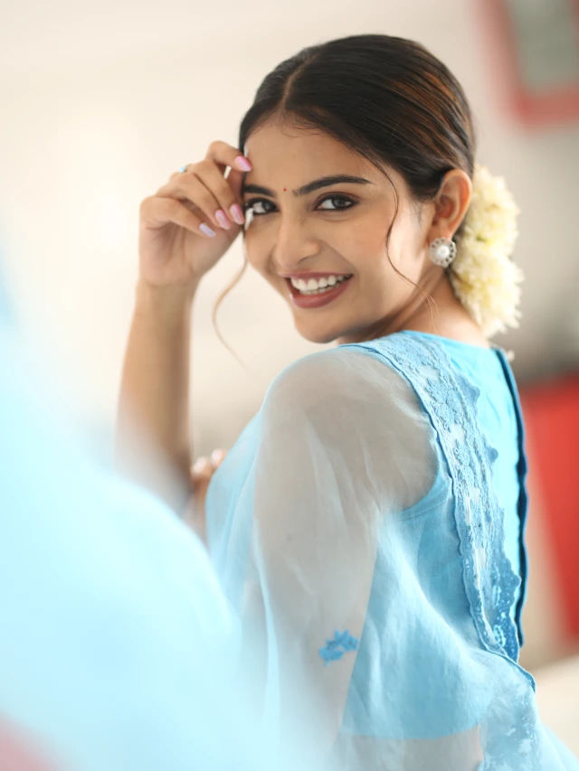Ananya Nagalla Shows her Beauty in Saree at Srikakulam Sherlockholmes Promotions