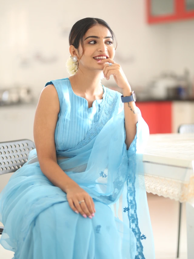Ananya Nagalla Shows her Beauty in Saree at Srikakulam Sherlockholmes Promotions