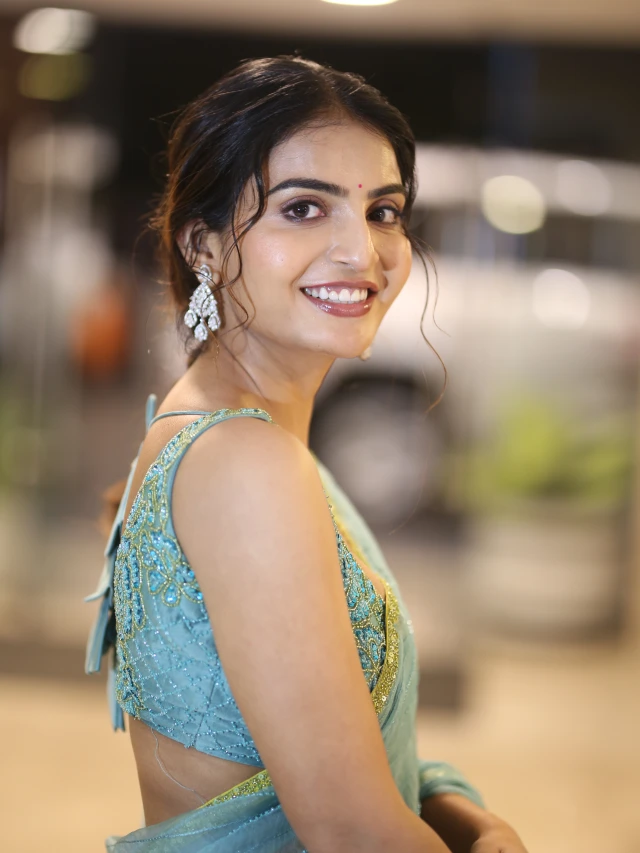 Ananya Nagalla Shows her Beauty in Saree at Srikakulam Sherlockholmes Promotions
