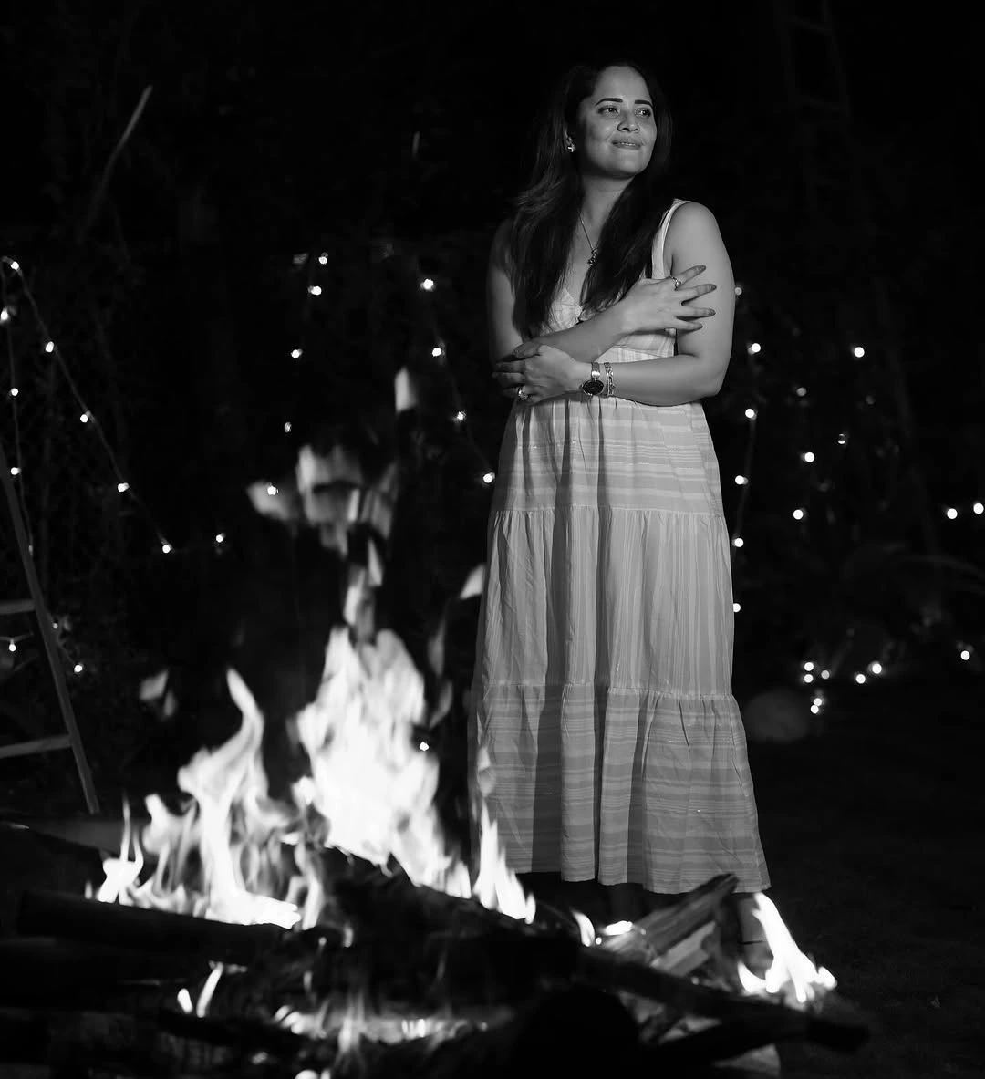 Anasuya Bharadwaj Shines in Night Lights