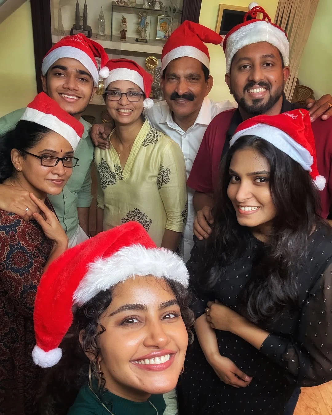 Anupama Parameswaran Christmas Celebrations