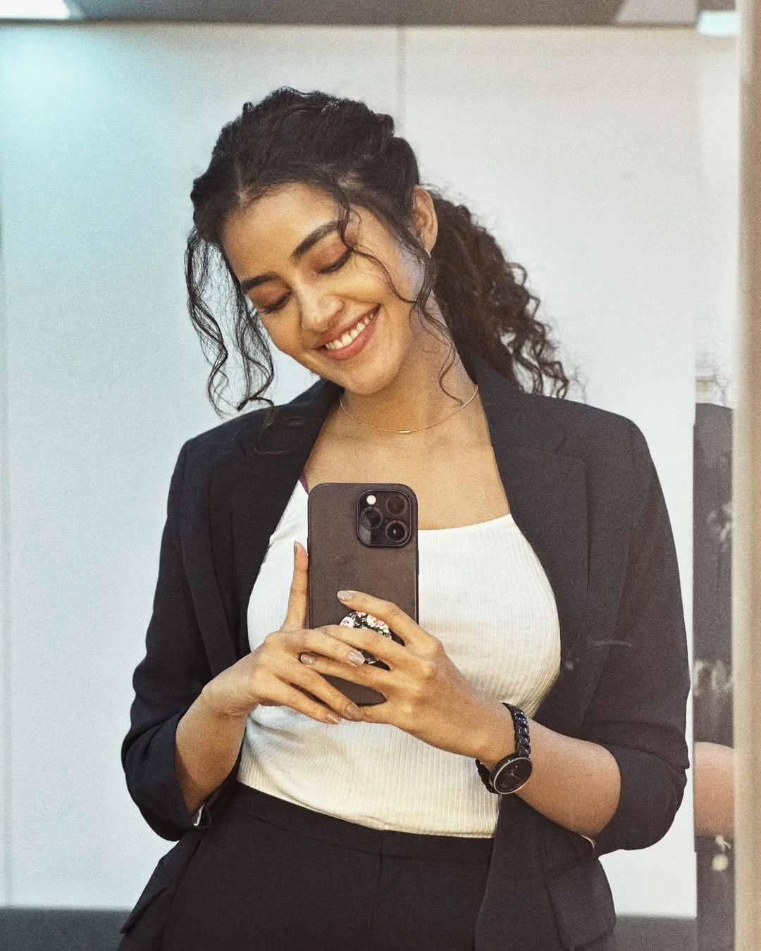 Anupama Parameswaran Cute Photos