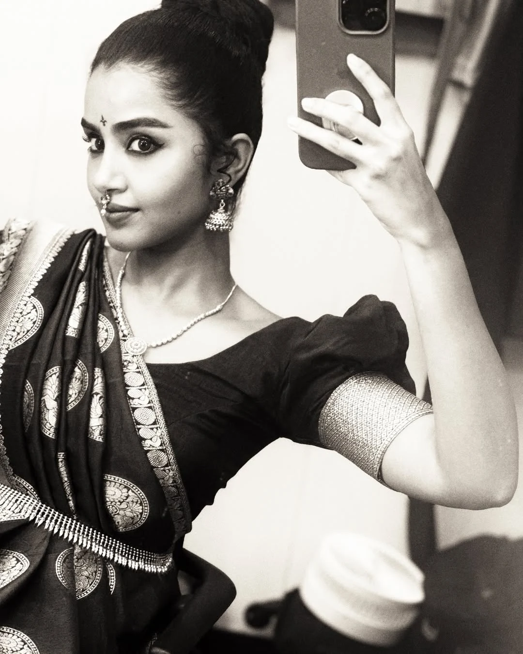Anupama Parameswaran Cute Photos