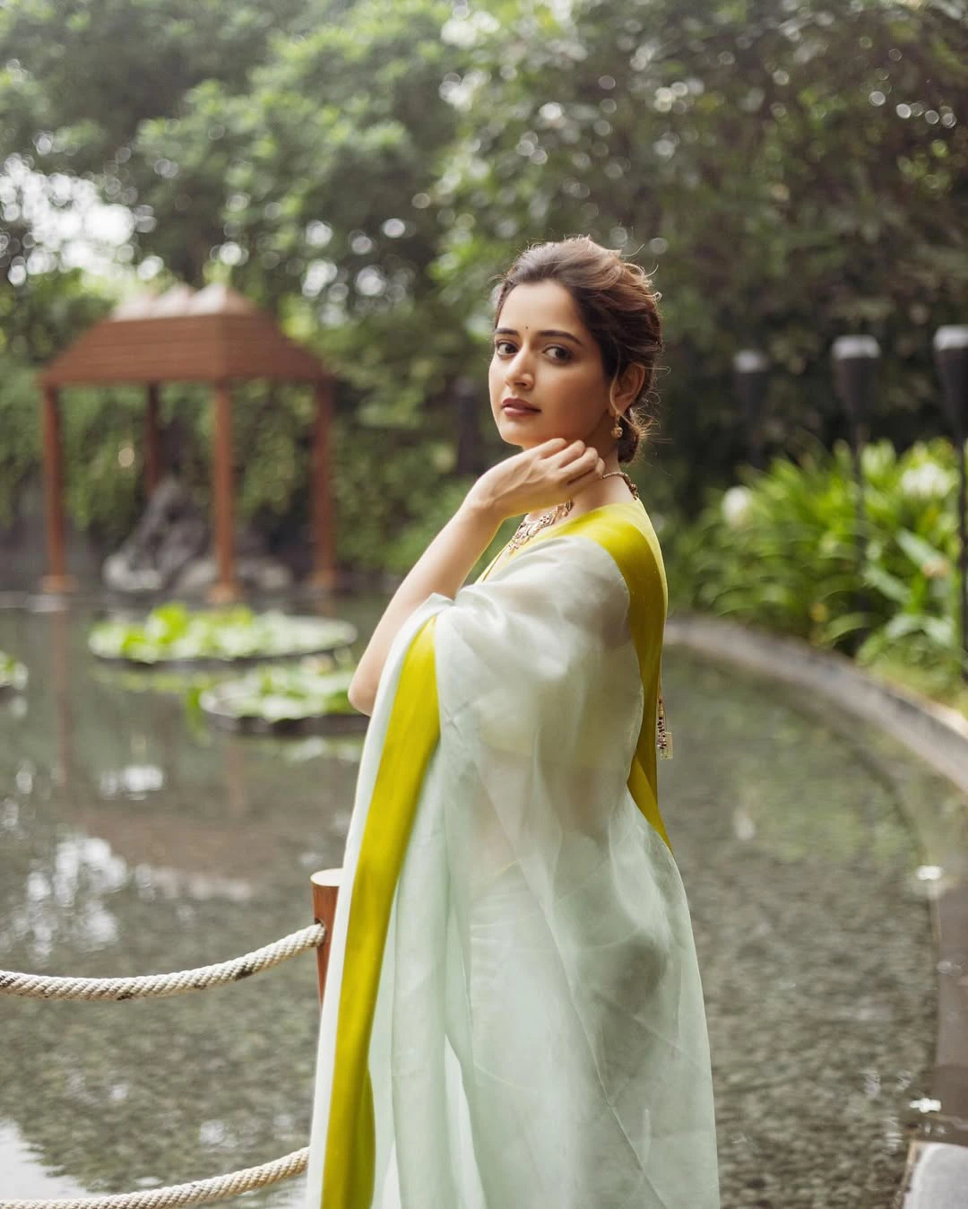 Ashika Ranganath Stunning Looks in Saree