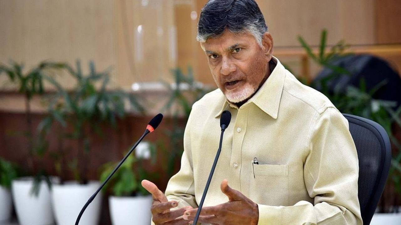 AP Cabinet Key Decisions : పేదలకు ఇళ్ల స్థలాలు, వచ్చే ఏడాది నుంచి తల్లికి వందనం అమలు.. ఏపీ క్యాబినెట్ కీలక నిర్ణయాలు.. AP Cabinet Key Decisions : పేదలకు ఇళ్ల స్థలాలు, వచ్చే ఏడాది నుంచి తల్లికి వందనం అమలు.. ఏపీ క్యాబినెట్ కీలక నిర్ణయాలు..