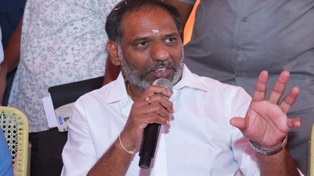 Gottipati Ravi Kumar: తుగ్లక్ చర్యల్లో వైఎస్ జగన్ మరో మైలురాయిని దాటారు: గొట్టిపాటి రవికుమార్ Gottipati Ravi Kumar: తుగ్లక్ చర్యల్లో వైఎస్ జగన్ మరో మైలురాయిని దాటారు: గొట్టిపాటి రవికుమార్
