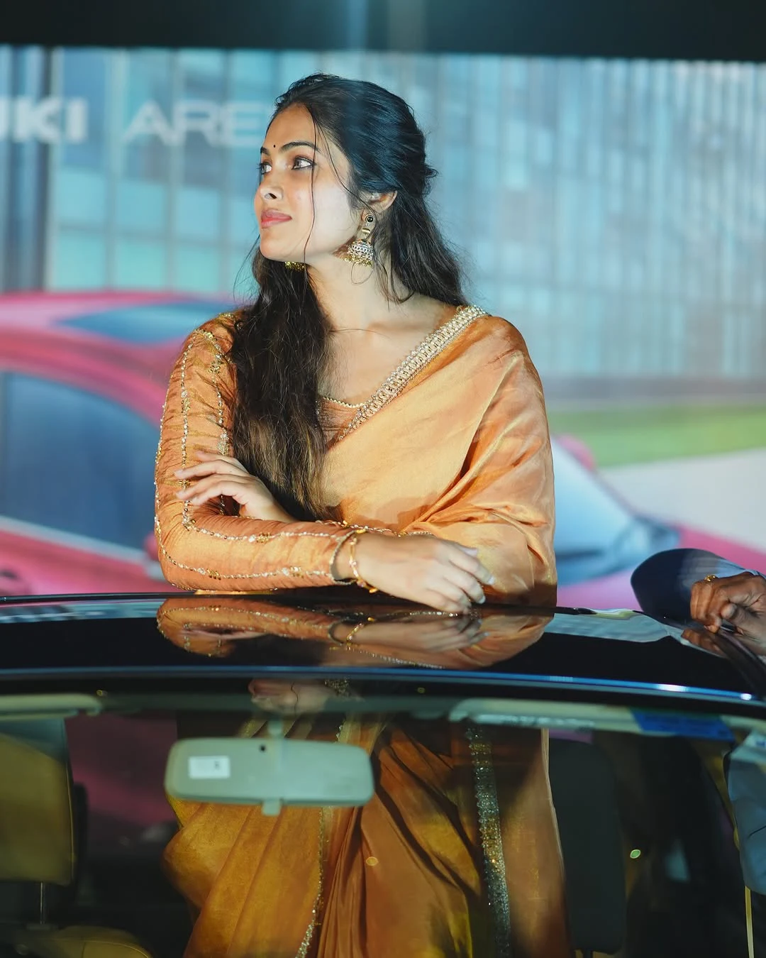 Actress Divi Cute Looks in Saree