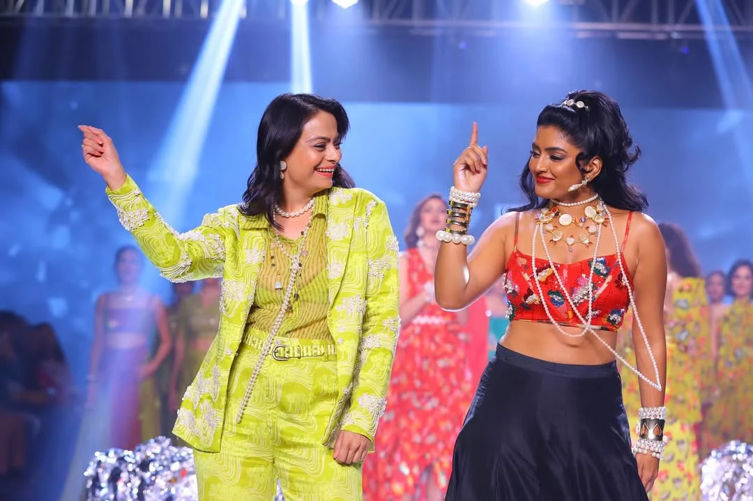 Eesha Rebba Sizzling Photos in Fashion Walk