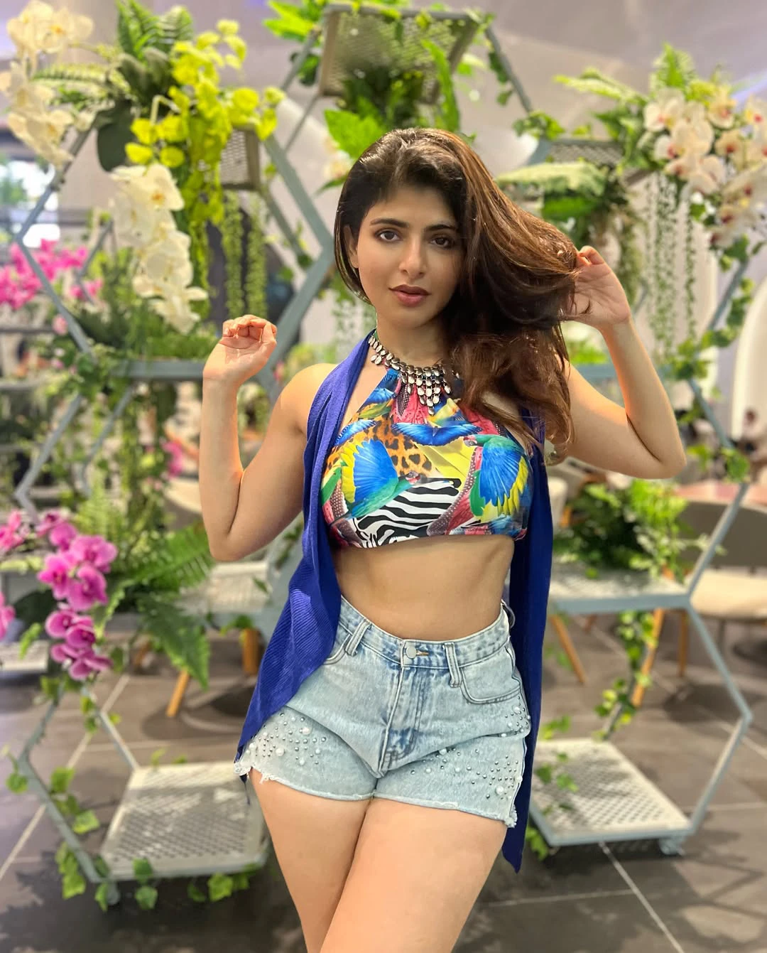 Iswarya Menon Shows her Beauty in Short Dress