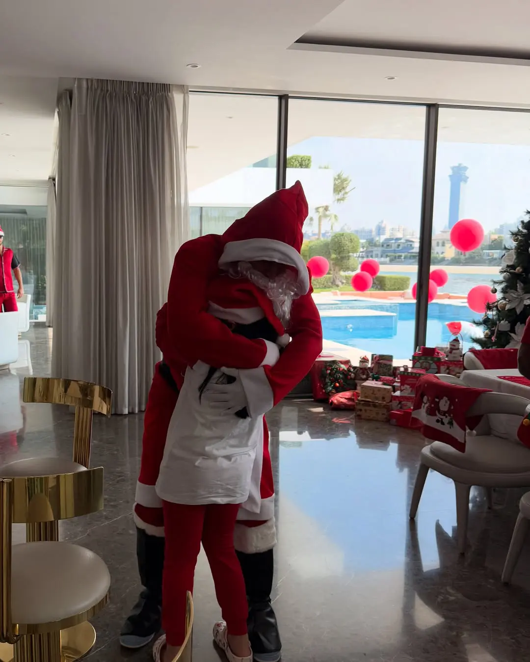 MS Dhoni Christmas Celebrations Photos