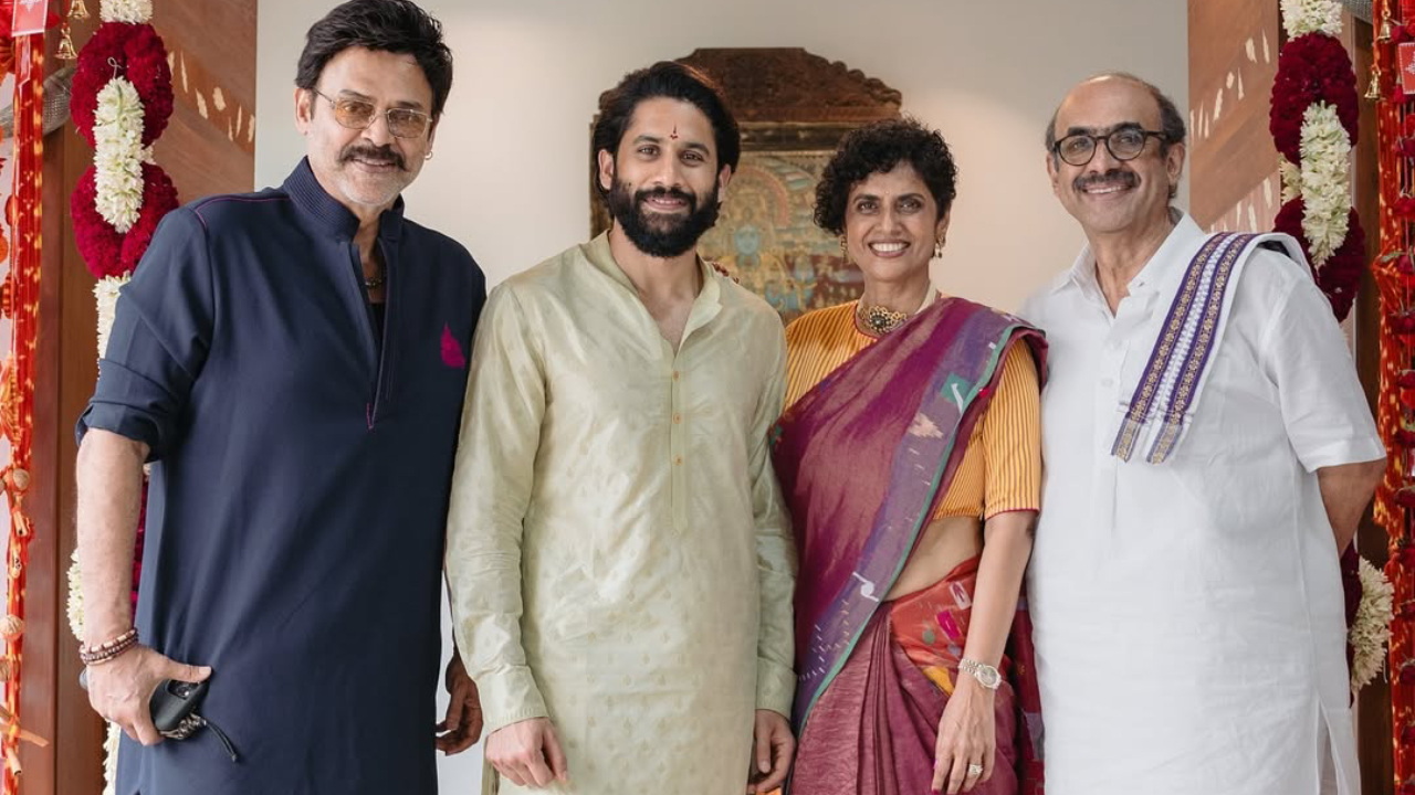 Naga Chaitanya : తల్లి చేతుల మీదుగా పెళ్ళికొడుకు.. తల్లి,మామలతో నాగచైతన్య పెళ్లి ఫోటోలు వైరల్.. Naga Chaitanya : తల్లి చేతుల మీదుగా పెళ్ళికొడుకు.. తల్లి,మామలతో నాగచైతన్య పెళ్లి ఫోటోలు వైరల్..
