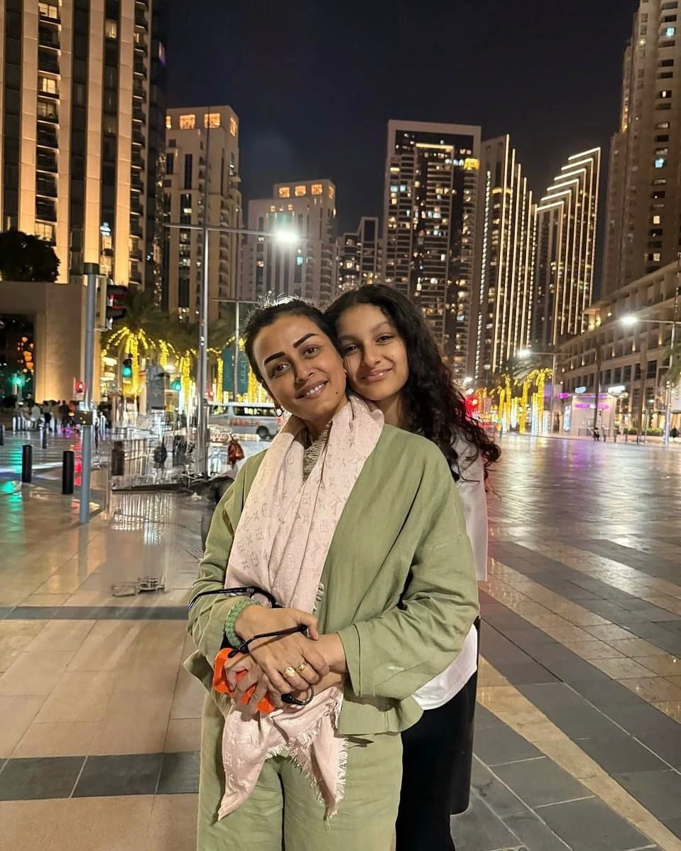 Namrata Shirodkar and Sitara Enjoying Vacation in Dubai