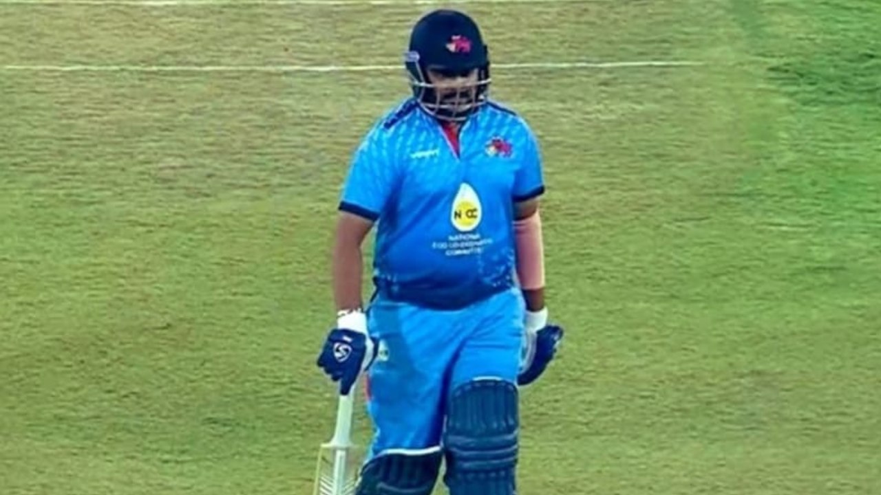 Prithvi Shaw : ఇది కదరా పృథ్వీ షా అంటే.. మూడు బంతుల్లో.. మారేదే లే..! Prithvi Shaw : ఇది కదరా పృథ్వీ షా అంటే.. మూడు బంతుల్లో.. మారేదే లే..!