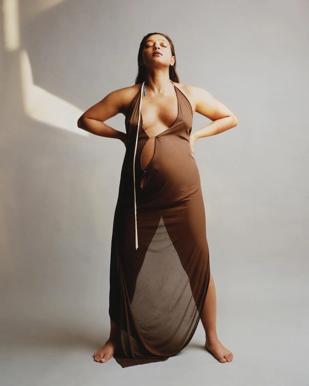 Radhika Apte Baby Bump Photos