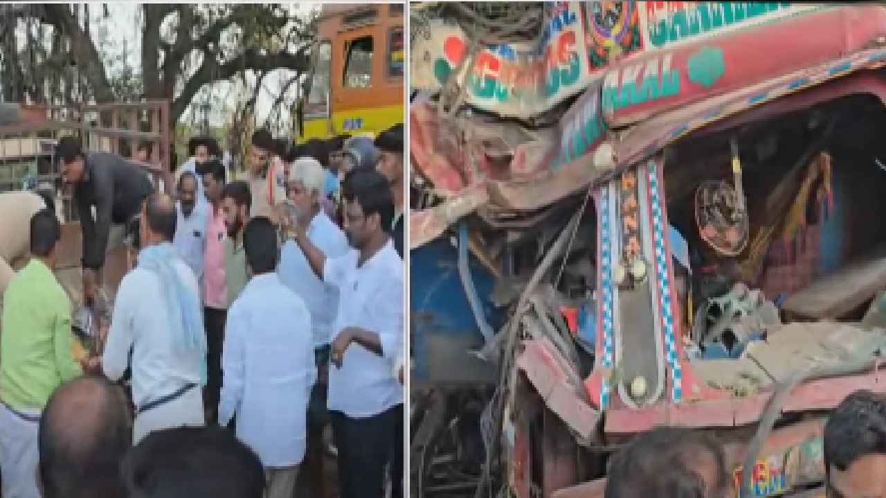Ranga Reddy Dist Lorry Incident : రంగారెడ్డి జిల్లాలో లారీ బీభత్సం.. ఐదుగురు చిరు వ్యాపారులు మృతి.. Ranga Reddy Dist Lorry Incident : రంగారెడ్డి జిల్లాలో లారీ బీభత్సం.. ఐదుగురు చిరు వ్యాపారులు మృతి..