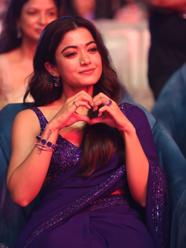 Rashmika Mandanna Cute Photos in Saree