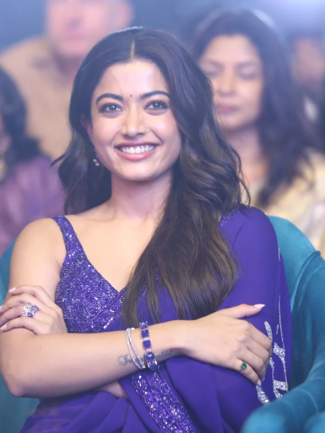 Rashmika Mandanna Cute Photos in Saree
