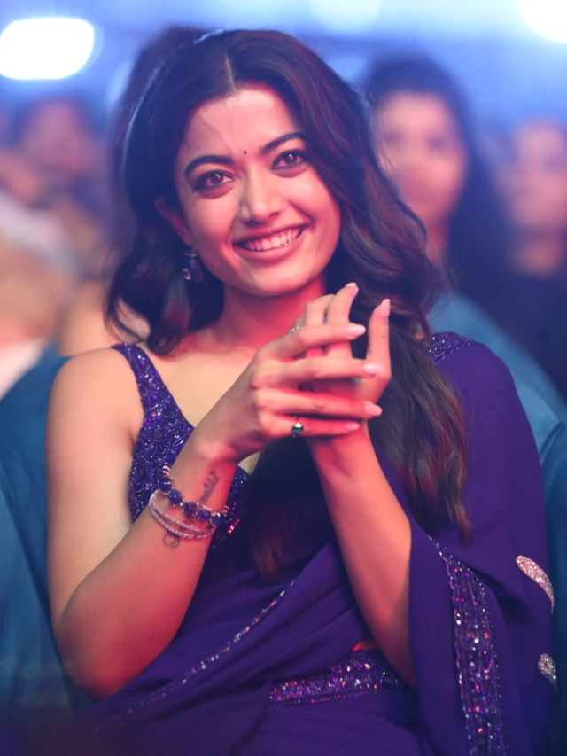 Rashmika Mandanna Cute Photos in Saree