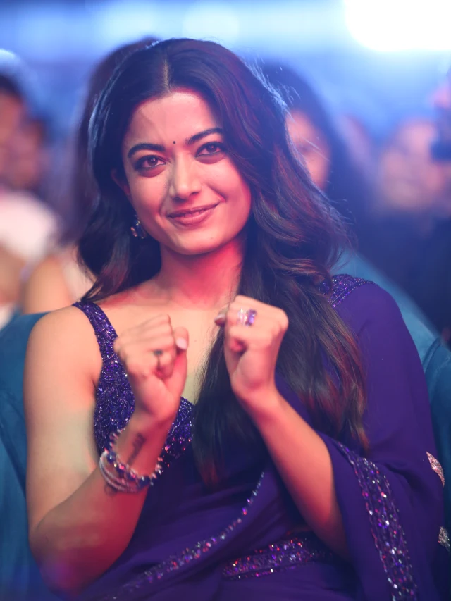 Rashmika Mandanna Cute Photos in Saree