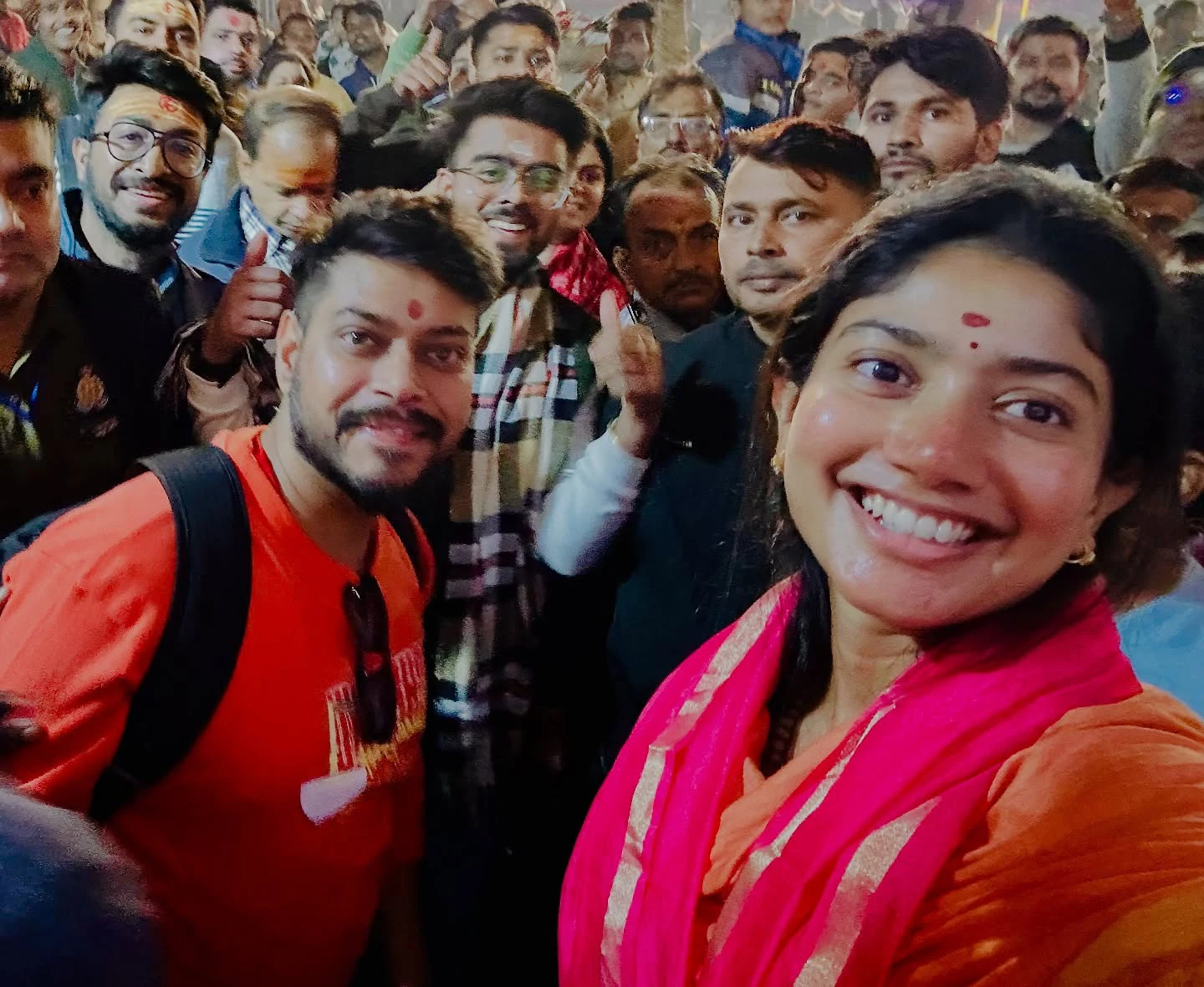 Sai Pallavi Visits Kashi