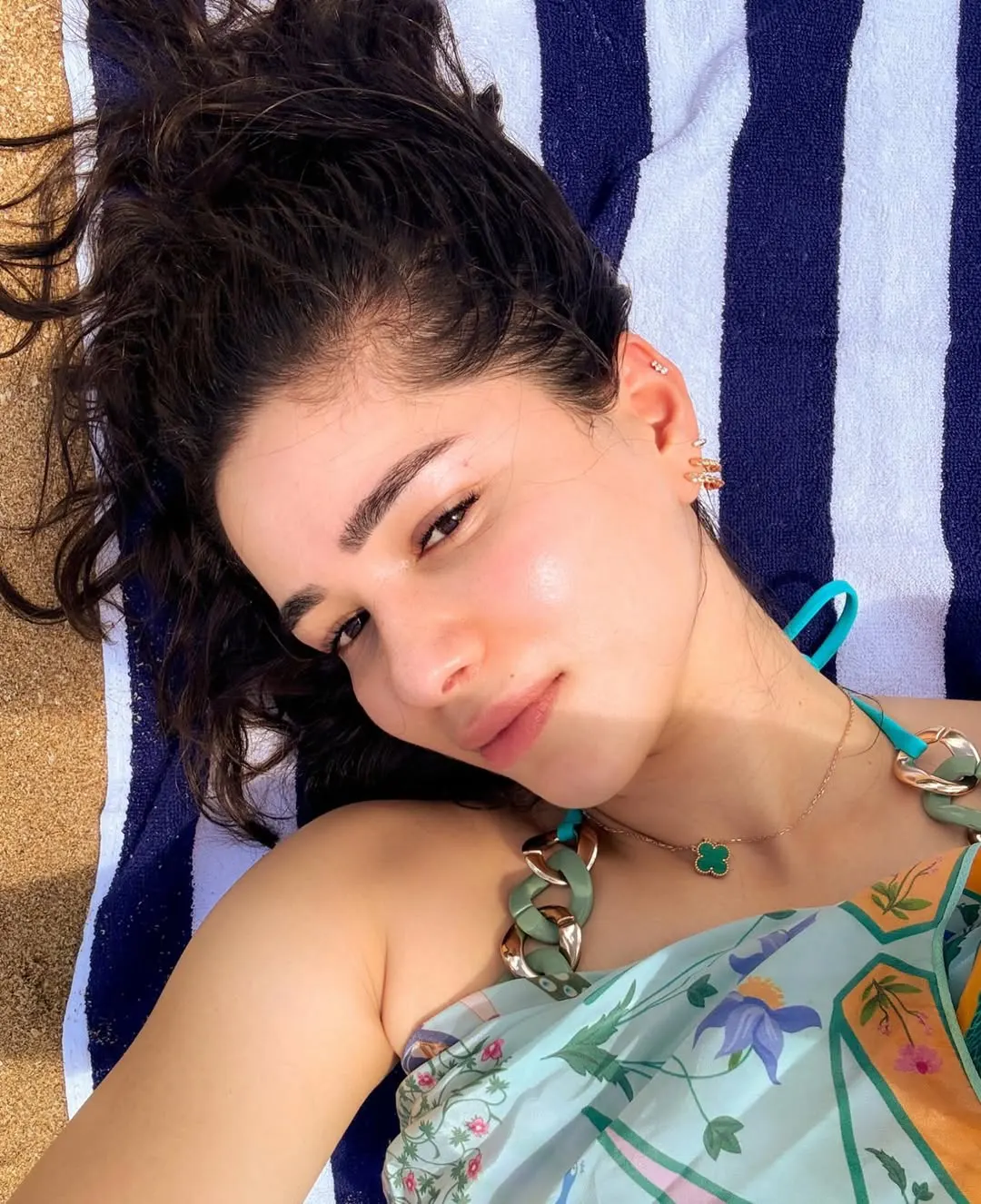 Sara Tendulkar Enjoying in Australia Vacation