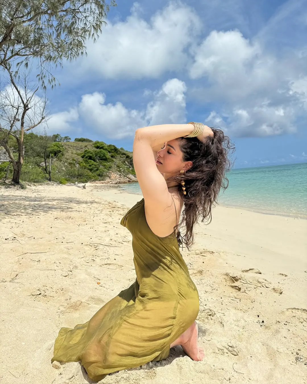 Sara Tendulkar Enjoying in Australia Vacation