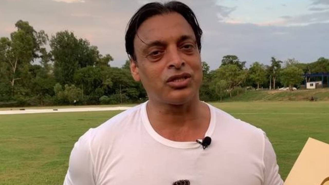 Champions Trophy 2025: ‘వాళ్లను సొంతగడ్డపైనే ఓడించాలి’.. పాక్ క్రికెట్ బోర్డు నిర్ణయంపై షోయబ్ అక్తర్ సీరియస్ Champions Trophy 2025: ‘వాళ్లను సొంతగడ్డపైనే ఓడించాలి’.. పాక్ క్రికెట్ బోర్డు నిర్ణయంపై షోయబ్ అక్తర్ సీరియస్