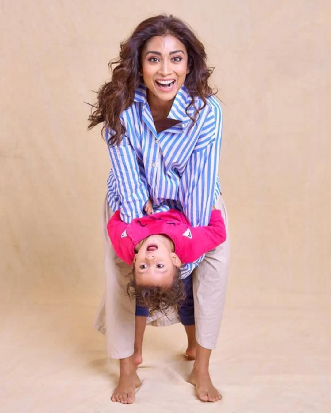 Shriya Saran Cute Photos with her Daughter