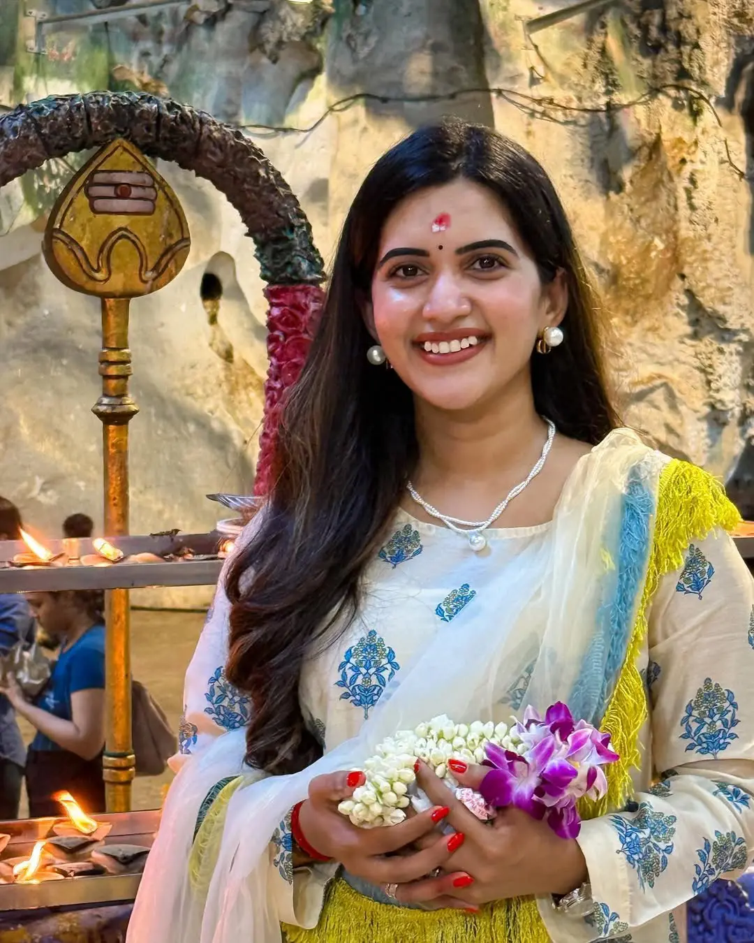Sravanthi Chokarapu Visited Malaysia Murugan Temple