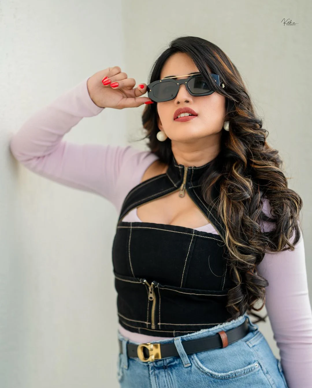 Anchor Sravanthi Chokarapu Stylish Looks