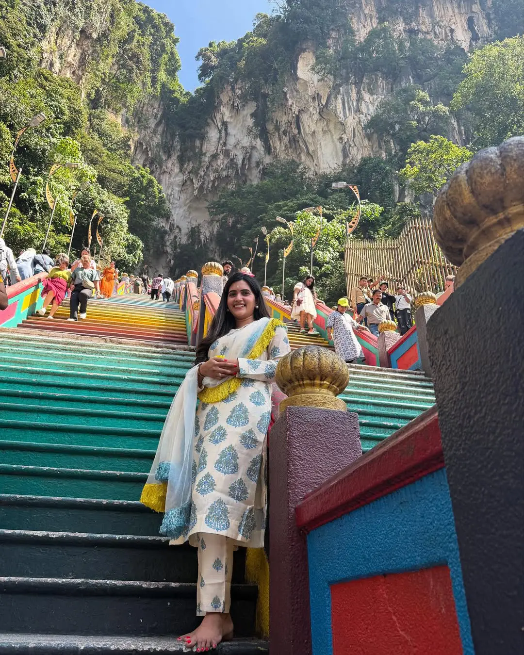 Sravanthi Chokarapu Visited Malaysia Murugan Temple