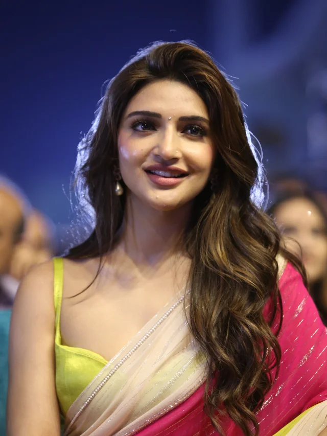 Sreeleela Stunning Looks in Saree